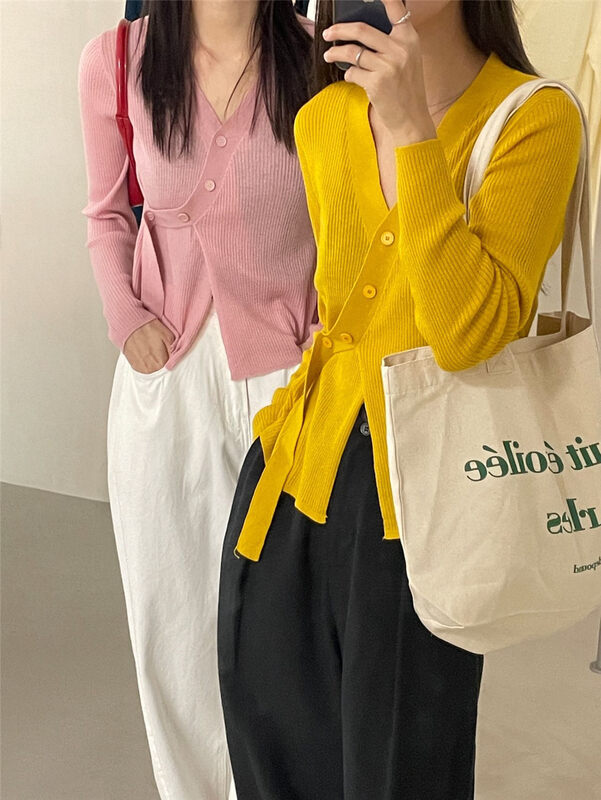 A new year in early spring! [clean space] simple foreign style high-end personalized side button knitted cardigan 31550 \cls