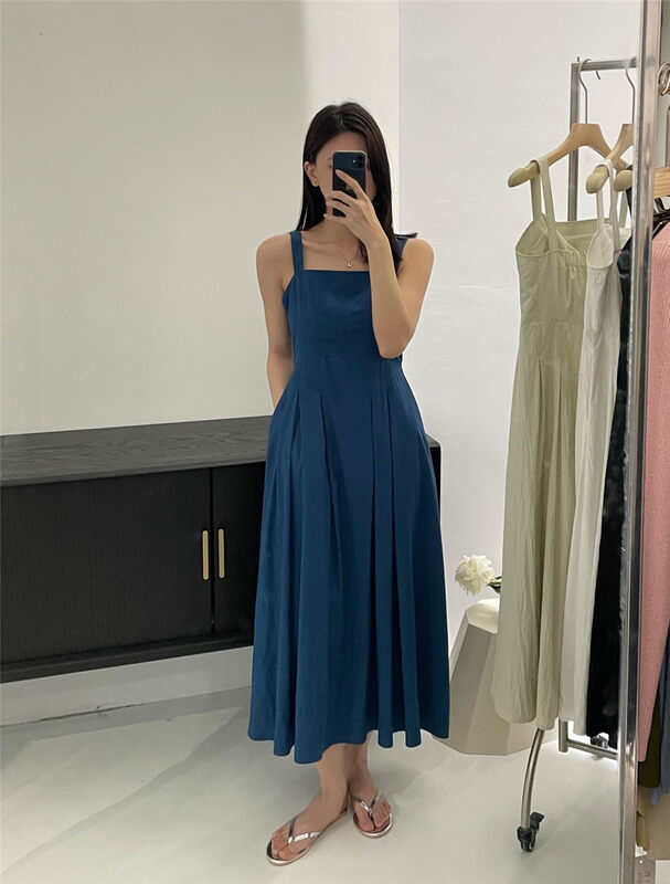 [clean space] Han Fengyang temperament sleeveless dress 31830# CLS