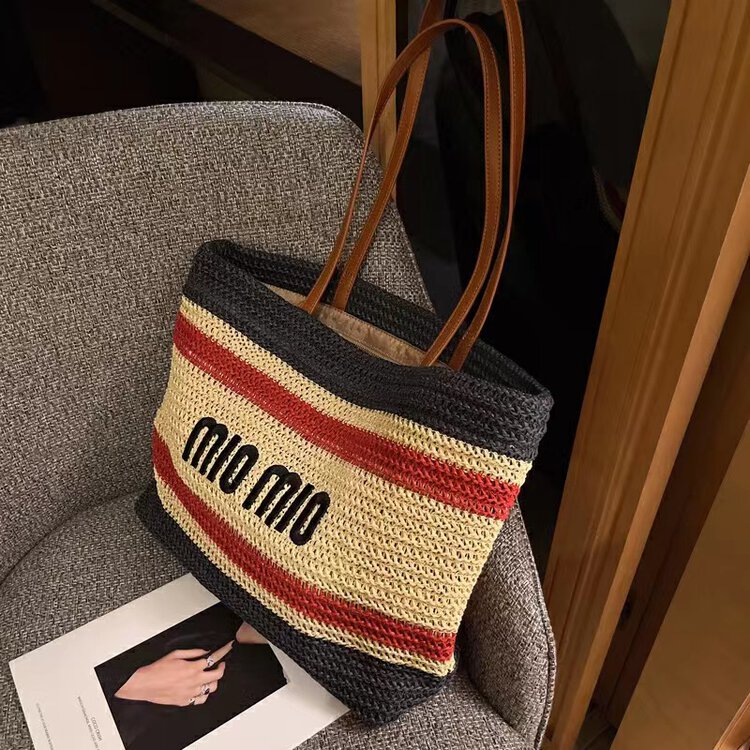 [excellent] niche fashion temperament shoulder bag 3322# LSL