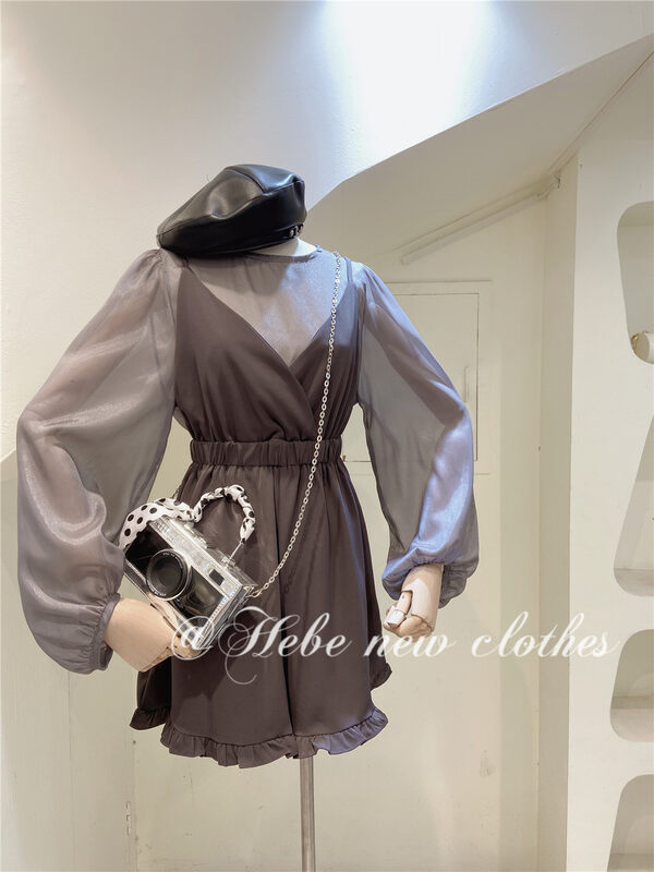 [Hebe] Korean fashion blouse + age reducing loose suspender suit 9961# XYJ