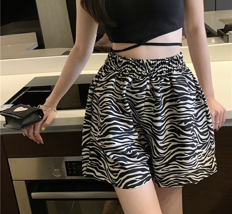 [Gangan] elastic waist zebra print wide leg casual shorts 2832# Cl