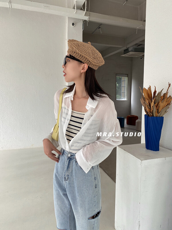 [MRA] simple and versatile back split lightweight sunscreen shirt c3009