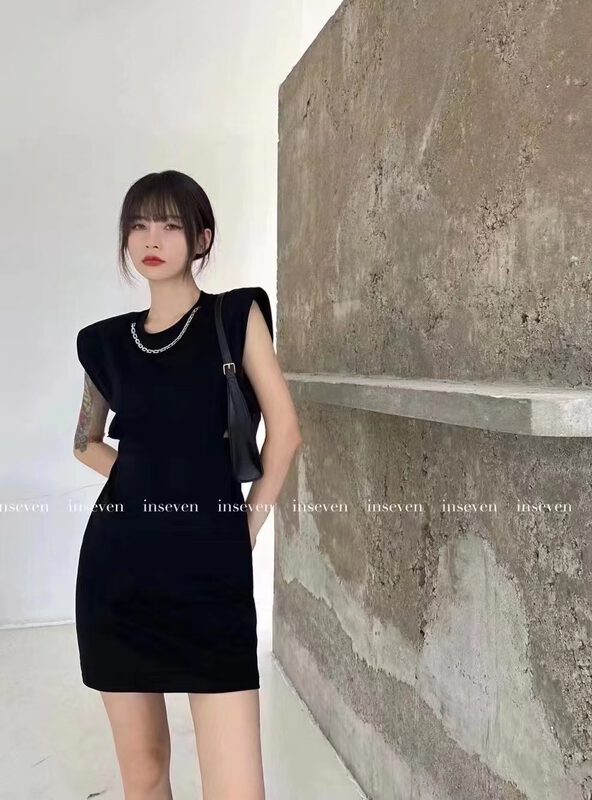 [top] chain design shoulder pad hollow waist sleeveless dress (with chain can not be removed) 9377# zjy