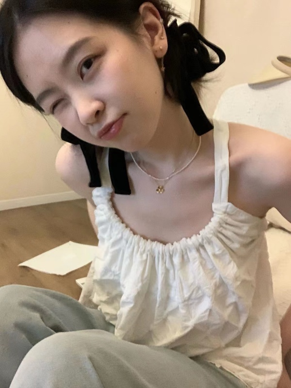 Sweet and lovely suspender vest with atmosphere new summer girls off shoulder sleeveless top