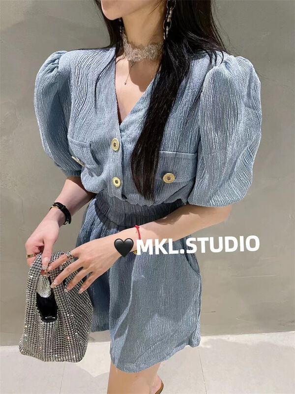 [Mikala] temperament bubble sleeve button up shirt + high waist casual Shorts Set 1002\pcz