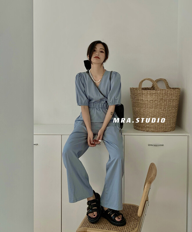 [MRA] simple V-neck lace up casual Jumpsuit c3011