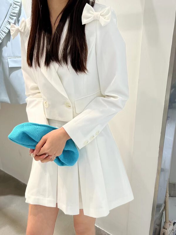 New year in early spring! [liu-y] three dimensional bow double breasted suit + versatile A-line short skirt set (short skirt with lining) 66020# XJ