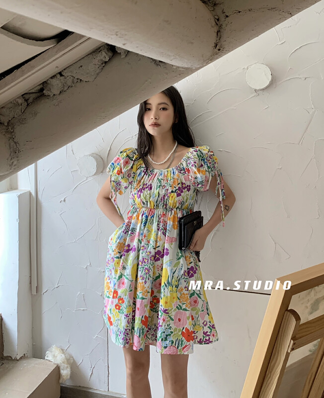 [MRA] French oil painting floral bubble sleeve dress m9010