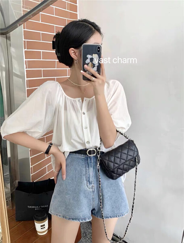 [vast charm] summer small fresh round neck five point bubble sleeve shirt 735 \cls