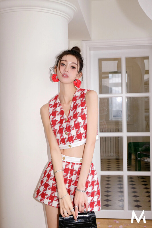 New year in early spring! [Alala] niche design xiaoxiangfeng red chiffon tank top + High Waist Shorts Set t1253# JJ
