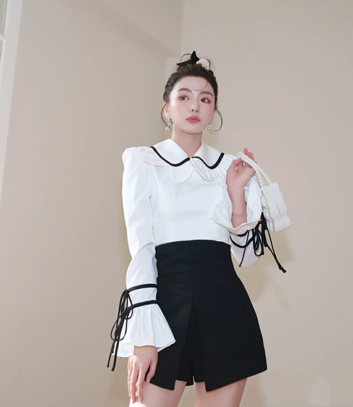Original price 100.39! New year in early spring! [Alala emelia] niche designer high waist fake two-piece design skirt pants b898# JJ