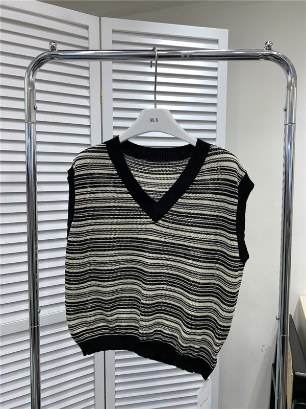 [MS studio] casual V-neck striped knitted vest / suspender 99495# PCZ