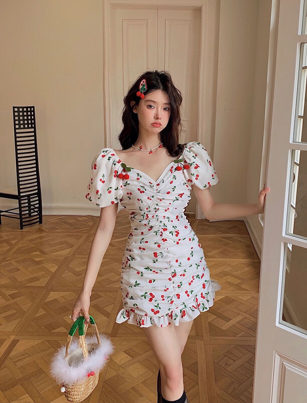 [Alala emelia] Cherry Girl Bubble Sleeve slim fitting dress l1890