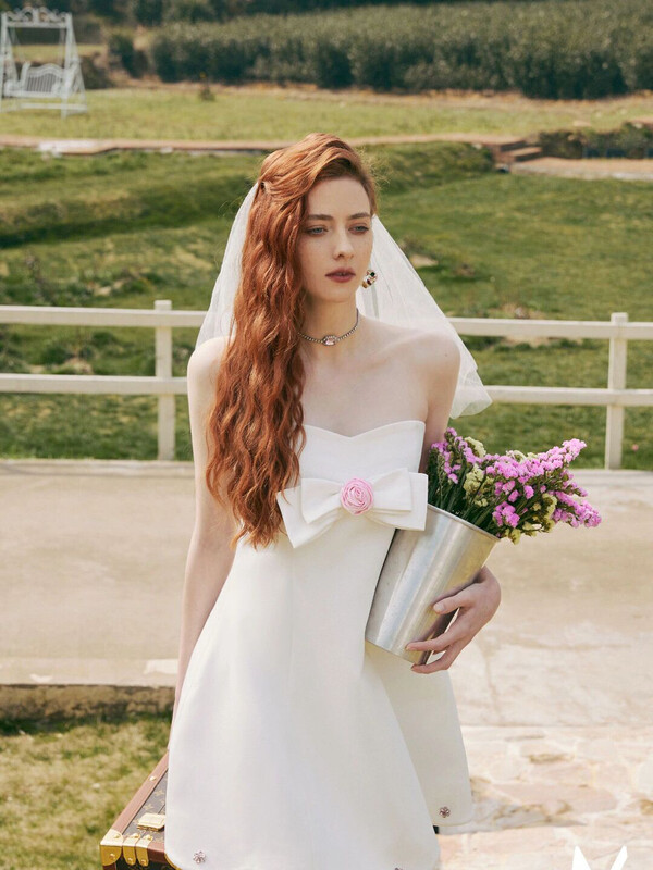 [Alala emelia] light luxury Pearl Satin bodice nail bead dress (with shoulder strap) l1893