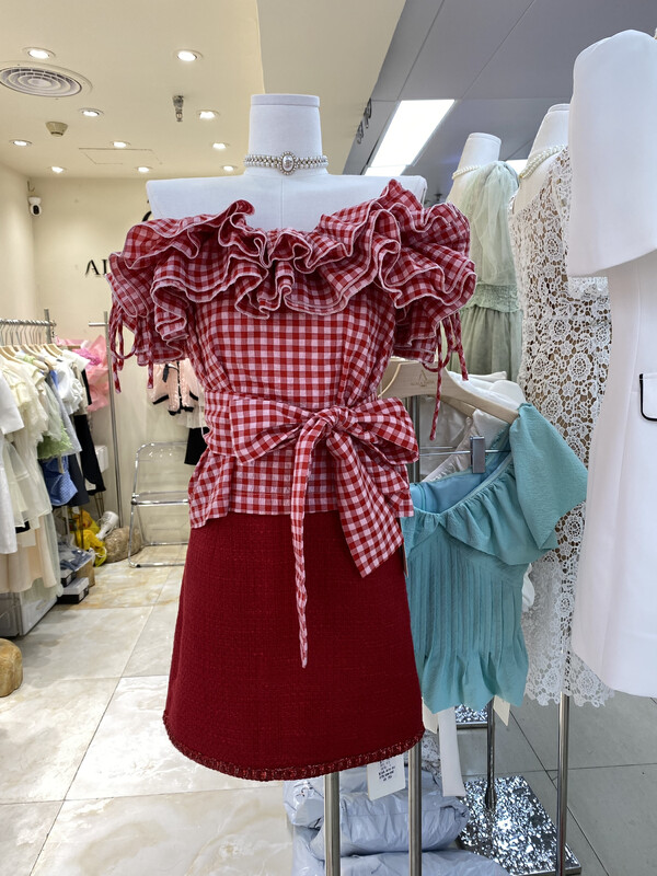 [Alala emelia] Xiaoxiang red high-grade hemmed skirt b1707-1
