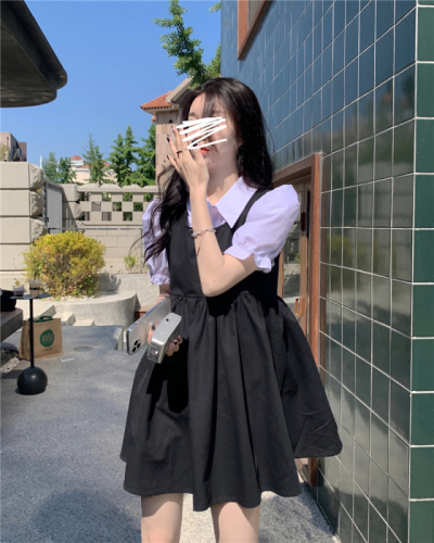 Real price ~ Korean female high school students' bubble sleeve Lapel shirt + aging pleated vest dress