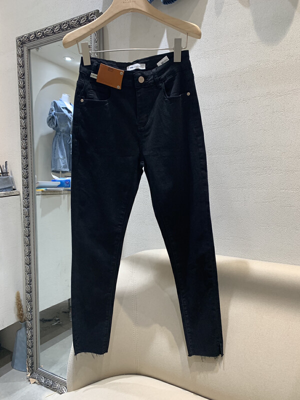 [rj1980] Korean style four side elastic hip lifting slim fit and versatile legged jeans 65218# hyy