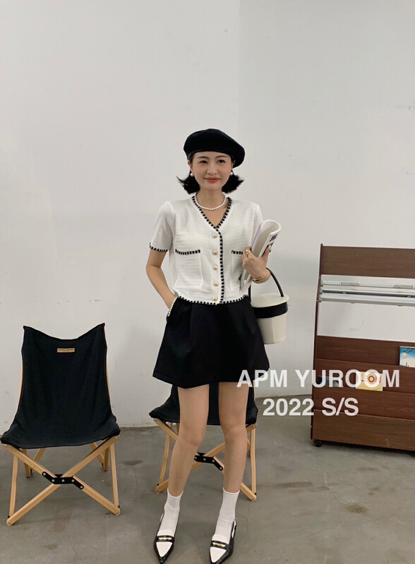 [APM yuroom] small fragrance color contrast edge breasted short sleeved sweater 22272# LSL