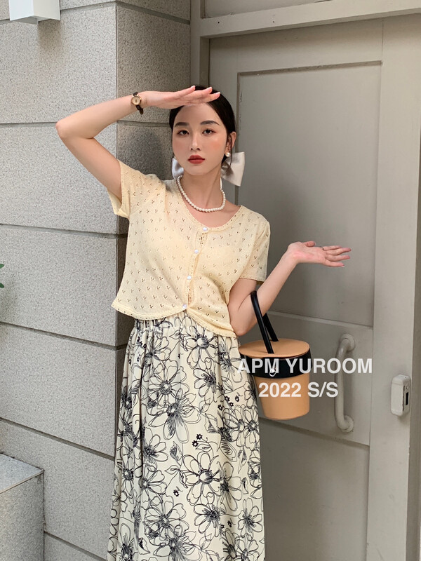 [APM yuroom] sweet temperament hollowed out sweater 22828# LSL