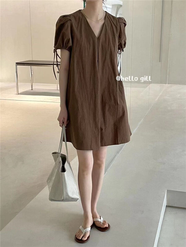 [gill] Solid Color Bubble Sleeve loose V-neck dress (without bag / necklace) 7062# zjy