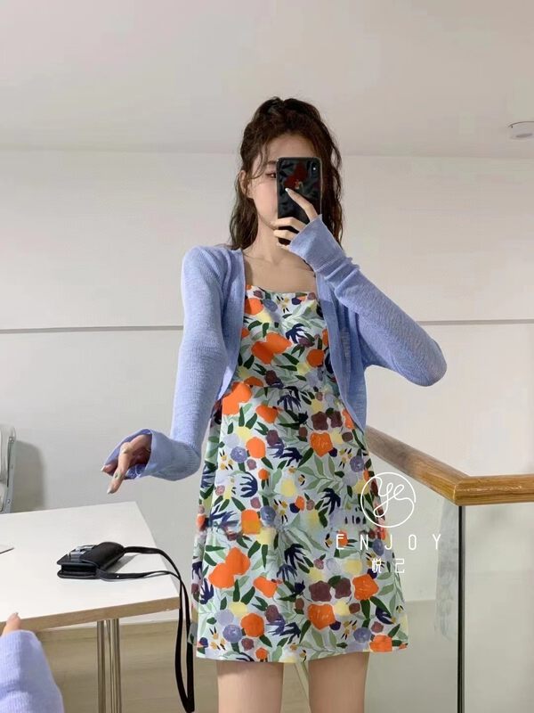 [enjoy · Yueji] simple and versatile sunscreen shirt + floral suspender dress set 9020# PCZ