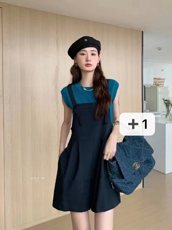 [Zoe Zoe] Korean fashion sweater + age reducing loose suspender suit m508\zjy