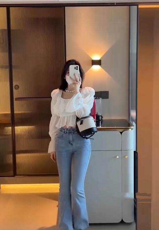 [Zoe Zoe] Fashion Square Neck Ruffle shirt m565\zjy