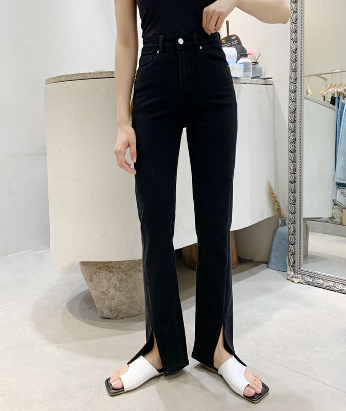 [rj1980] Korean style comfortable and versatile slit straight jeans 63331# hyy