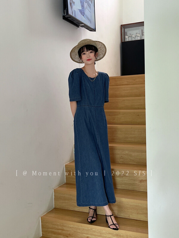 [moment with you] design sense, niche, thin, split back denim dress 2m152\lsw
