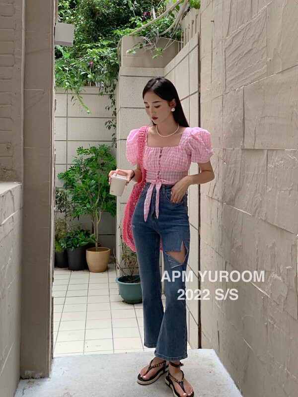 [APM yuroom] Korean version high waisted versatile nine point micro flare jeans 8072# LSL