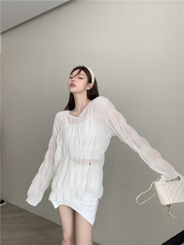 Real shooting, real price design, thin pleated V-neck sun protection, casual fashion fairy horn sleeve