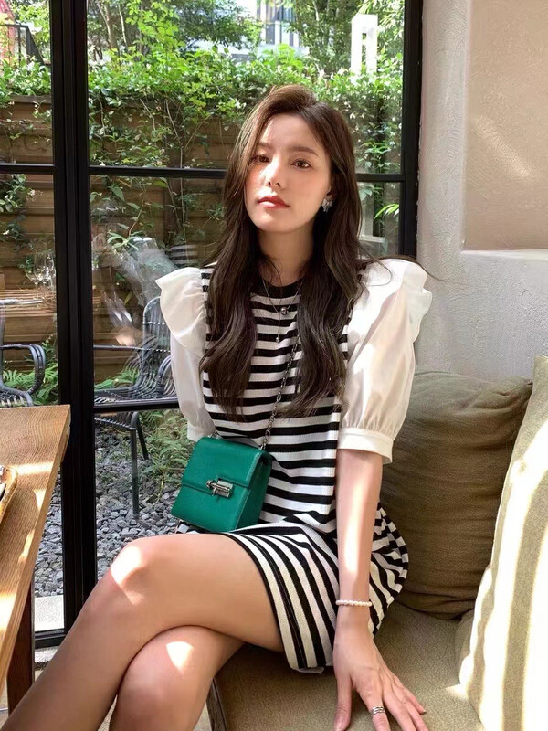 [APM yuroom] Korean striped lace sleeved knitted dress 8037# LSL