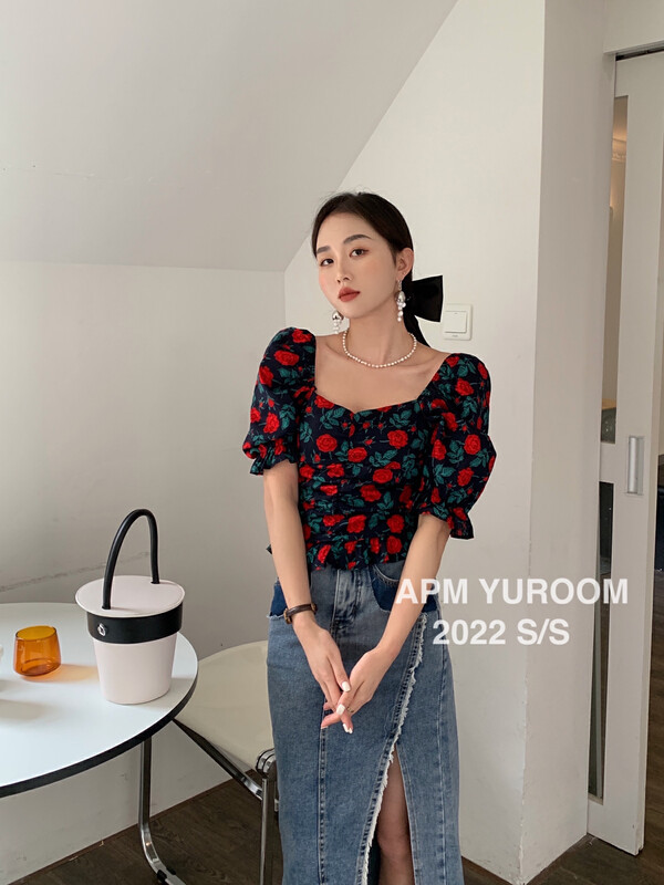 [APM yuroom] French temperament broken flower shirt with bra 8012\lsl