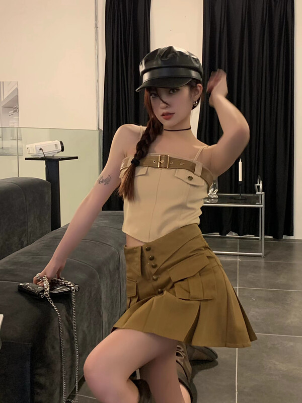 [Fanfan] heavy industry pocket suspender Vest + slim pleated skirt set 0139# zxx
