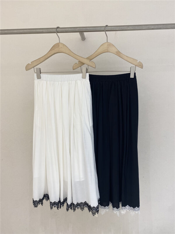 [I think] lace stitching is thin, versatile skirt 88025\cls