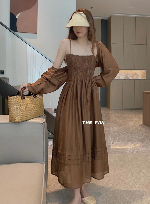 [the fan] simple and versatile sunscreen shirt + Sling Dress Set 96869# zxx
