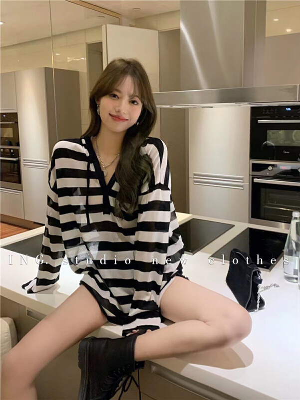 [ing] simple and versatile hooded striped blouse sunscreen shirt ingw3587