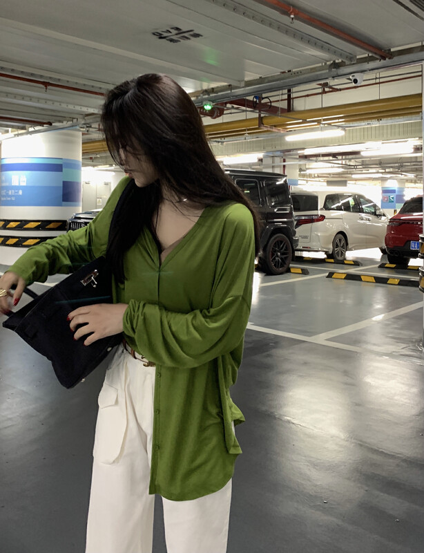 [11An] simple loose net color V-neck sunscreen shirt a6766