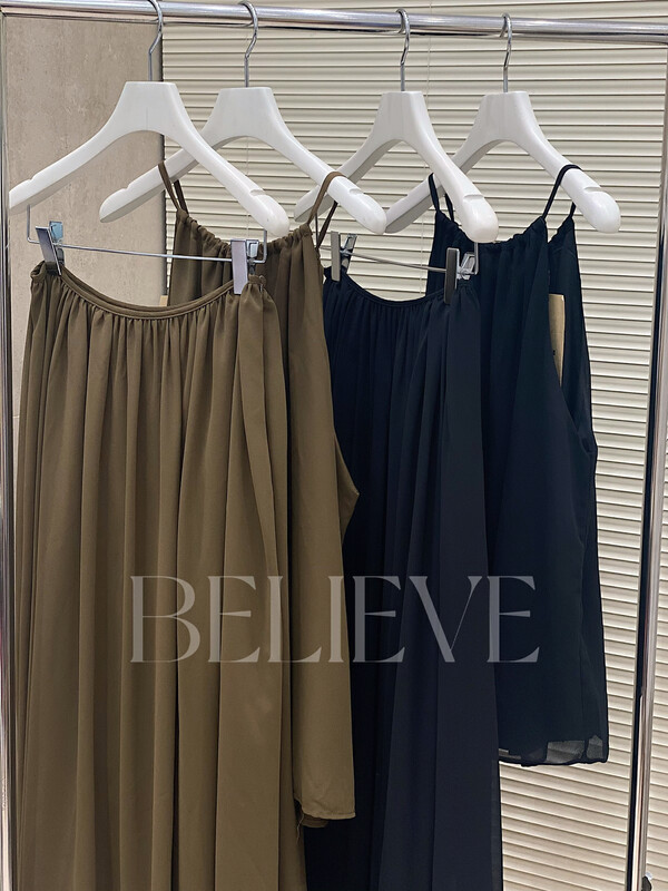 [believe] French elegant shoulder cut and neck hanging Vest + light luxury minority skirt set bl99609\jj