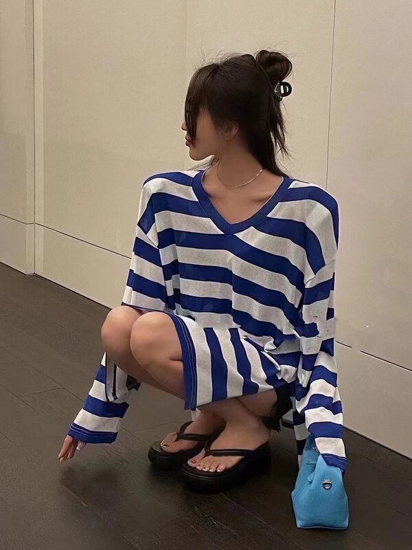 [c.c+] V-neck stripe Korean versatile sunscreen shirt 6067# WTT
