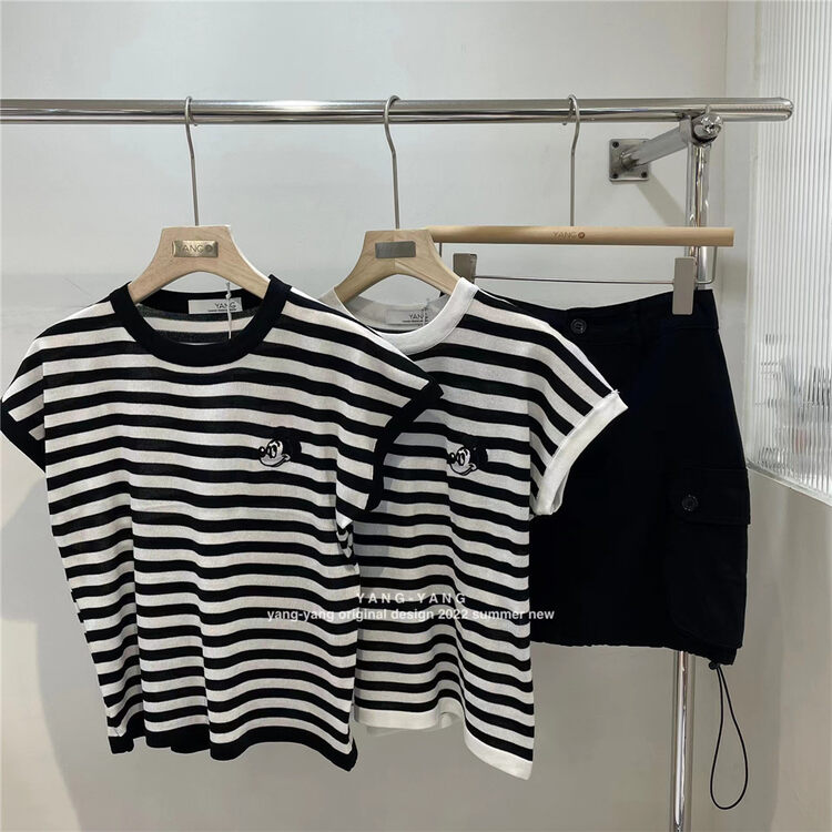 [Yang Yang] cartoon Mickey embroidered striped vest / suspender (only for vests) c6376# CLS