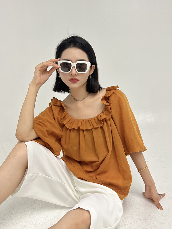[d.two D2] fresh and simple Ruffle lace up blouse 2221308# zxl