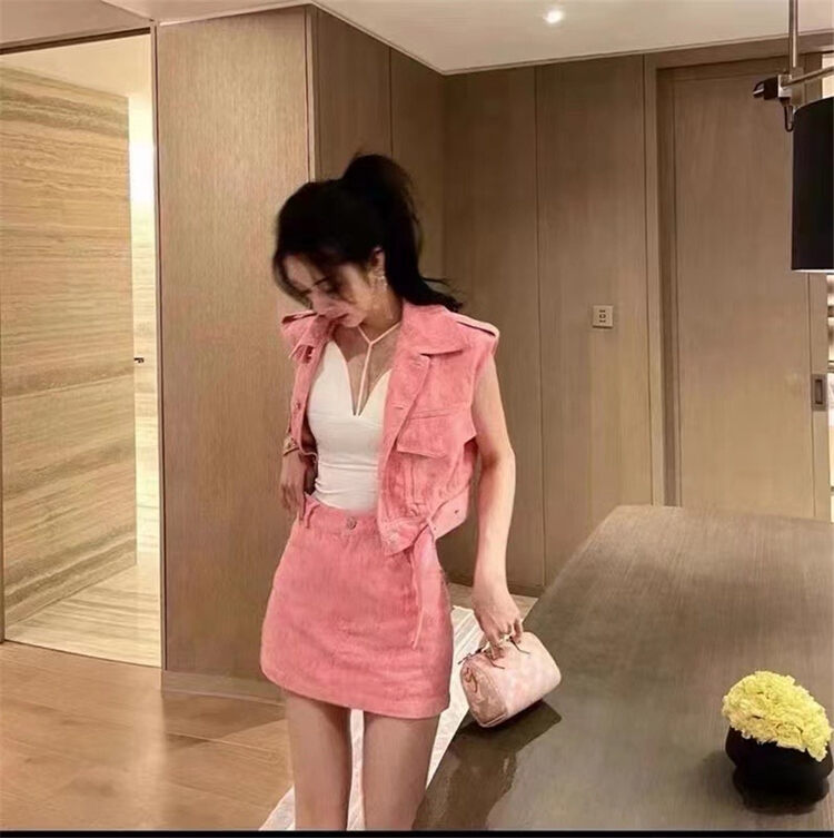 [little woman] solid color versatile Denim Vest + Spice Girl Style Hip Wrap Skirt Suit (with belt) 22239\pcz