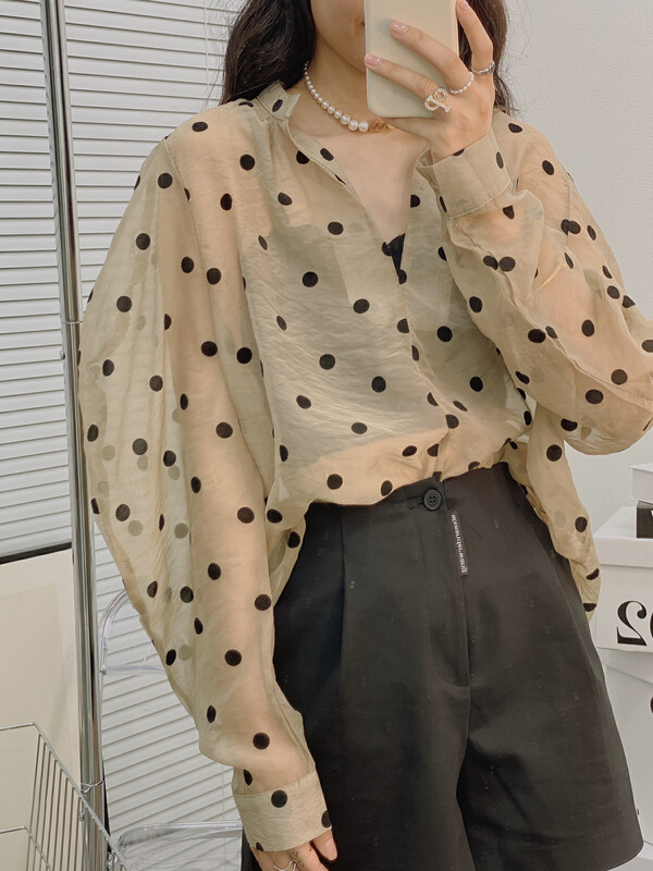 Original price 66.55! [I-D] Korean version V-neck Polka Dot Shirt (with chest wrapping) 6122-1# L
