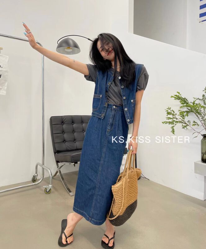 [KS] 2022 summer new sleeveless denim jacket + high waist skirt set 28195# cqw