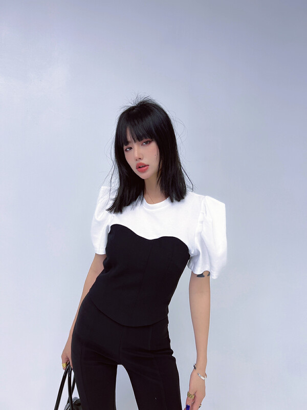 [d.two D2] niche bubble sleeve fake two small shirts 2221278# CSX
