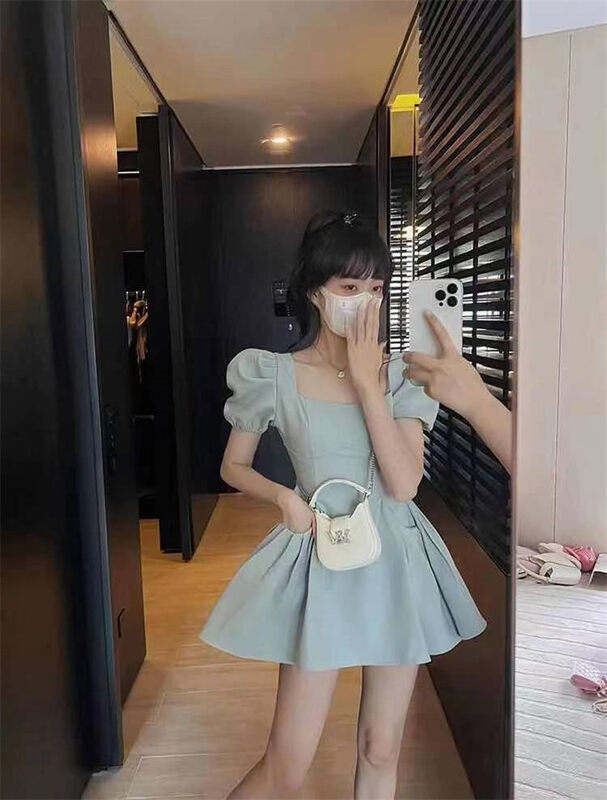 [little woman] bubble sleeve square neck solid color waist dress 66666# PCZ