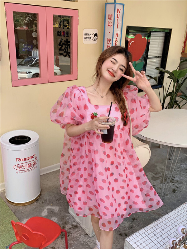 [dolly] sweet girl heavy industry Organza three-dimensional strawberry bubble sleeve dress 8555# PCZ
