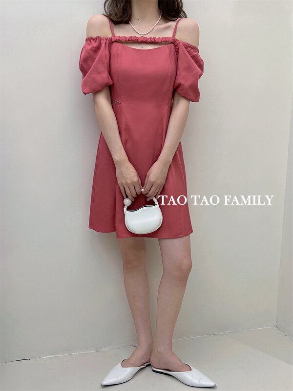[Taotao family] sweet style off shoulder hollow out design waist dress 3696-1 # hyy