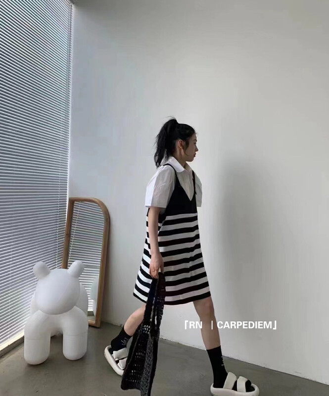 [R n] Korean polo collar bubble sleeve shirt + loose striped suspender skirt set 81695 \ll
